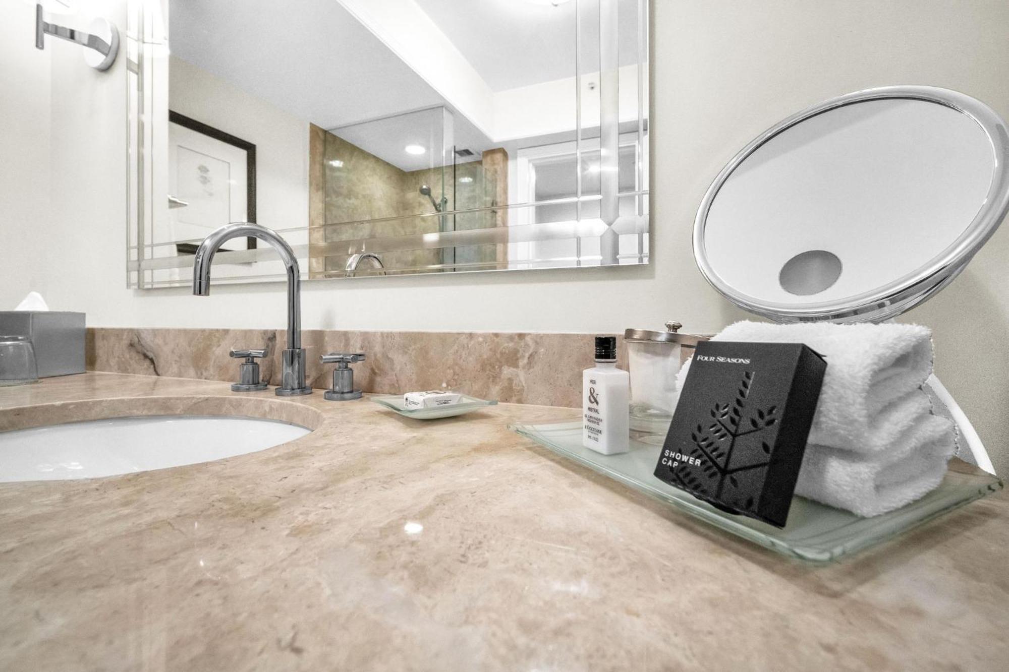 2 Bedroom Or King Studio Suites Four Seasons Hotel Miami Free Wi-Fi & Free Parking Exterior photo
